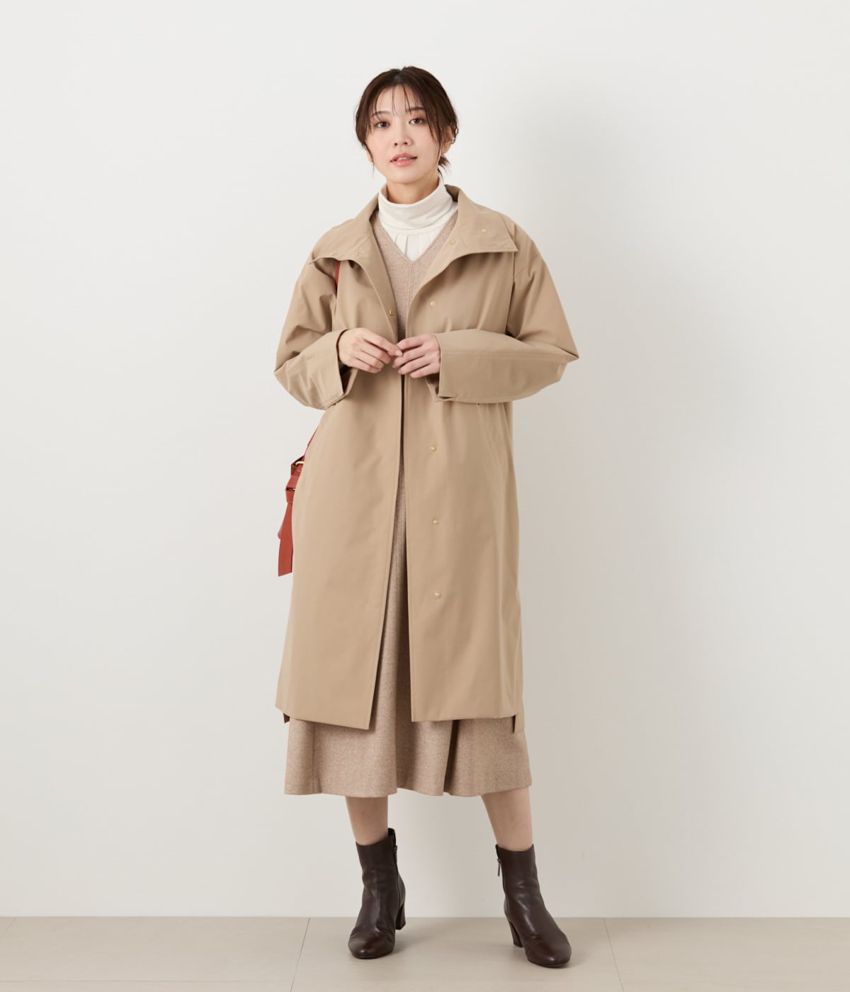 ポリエステルタフタ 裏地ダウンスタンドカラーコート(71513001-2024