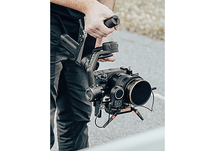 α：アルファ その他 商品一覧 | ソニーストアが取り扱っている他社製品