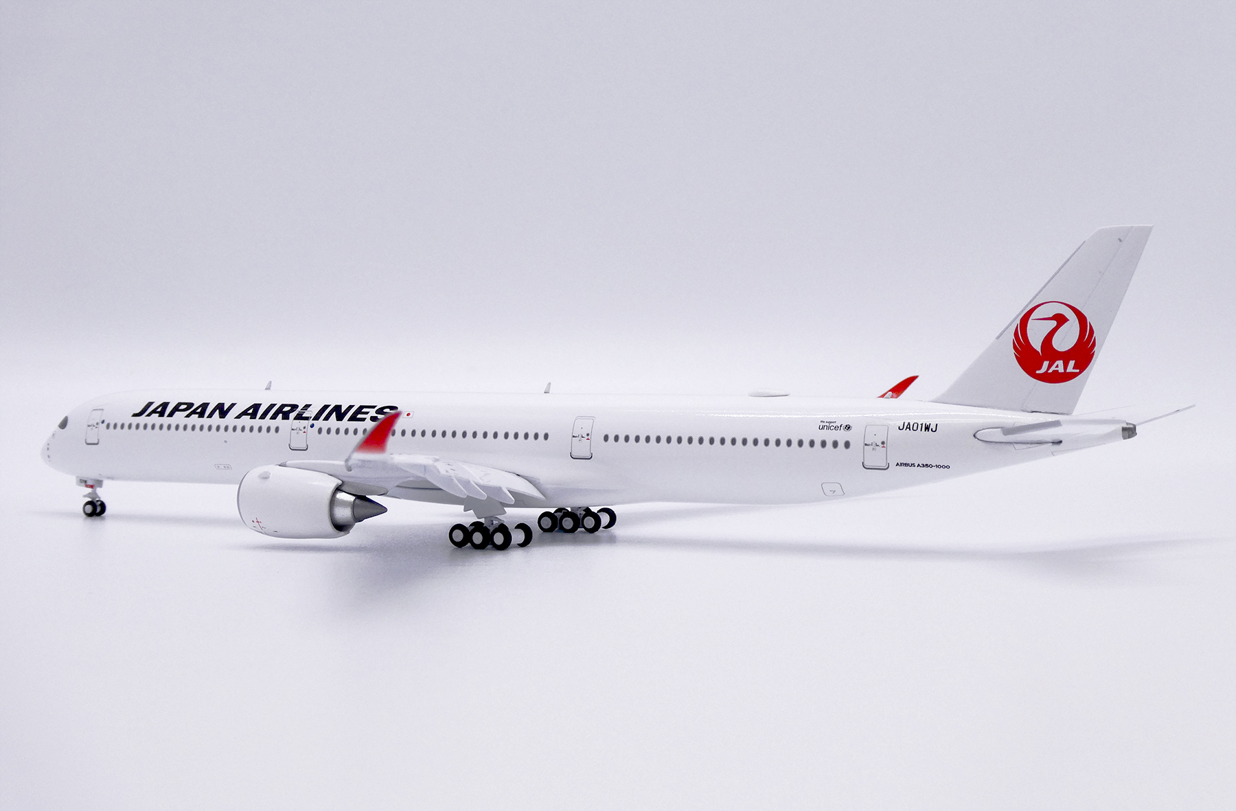 ScaleModelStore.com :: JC Wings 1:400 - SA4024A - Japan Airlines