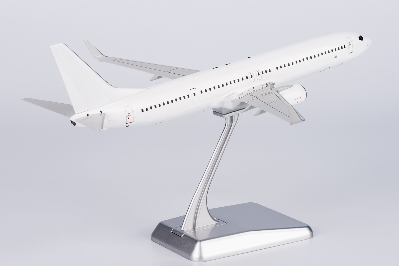 ScaleModelStore.com :: NG Models 1:200 - 09000 - Blank Model