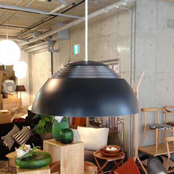 AJ ロイヤル φ370 ペンダントライト / ブラックLouis Poulsen（ルイス