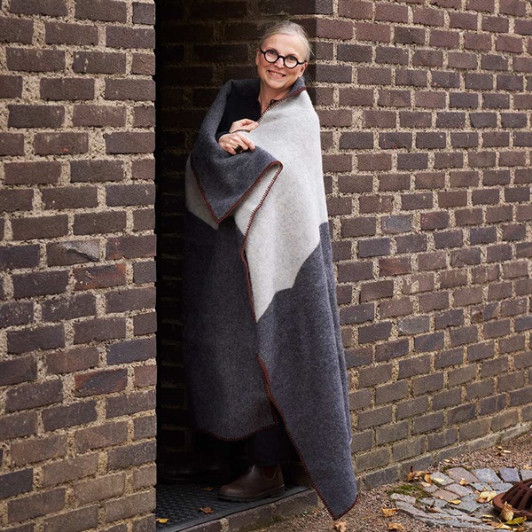 ウール シングルブランケット 130×180cm / FACADE グレーKLIPPAN