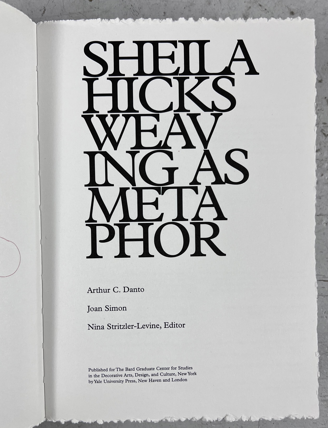 SHEILA HICKS WEAVING AS PHOR 洋書 Sheila Hicks | Weaving as a