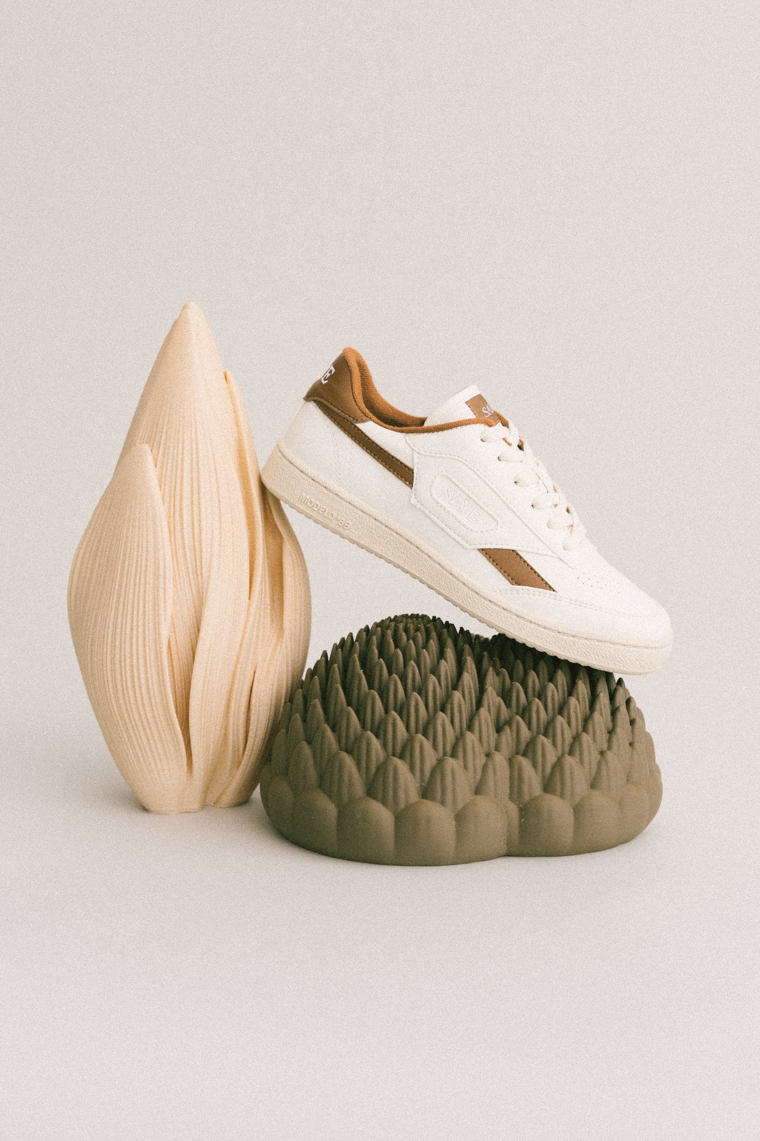 M89 Icon Cactus - Walnut - Vegan Sneakers - SAYE