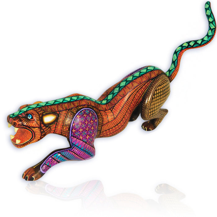 Jorge Vaszquez: Magnificent Fierce Jaguar Woodcarving | Sandia Folk