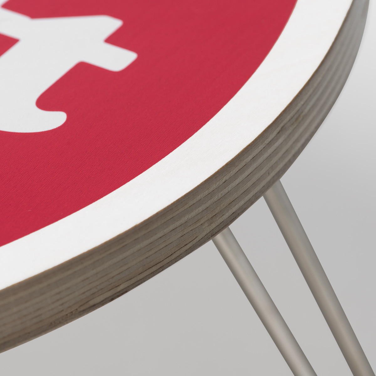 Carhartt WIP Heart Folding Table Scarlet/White | Skatestore
