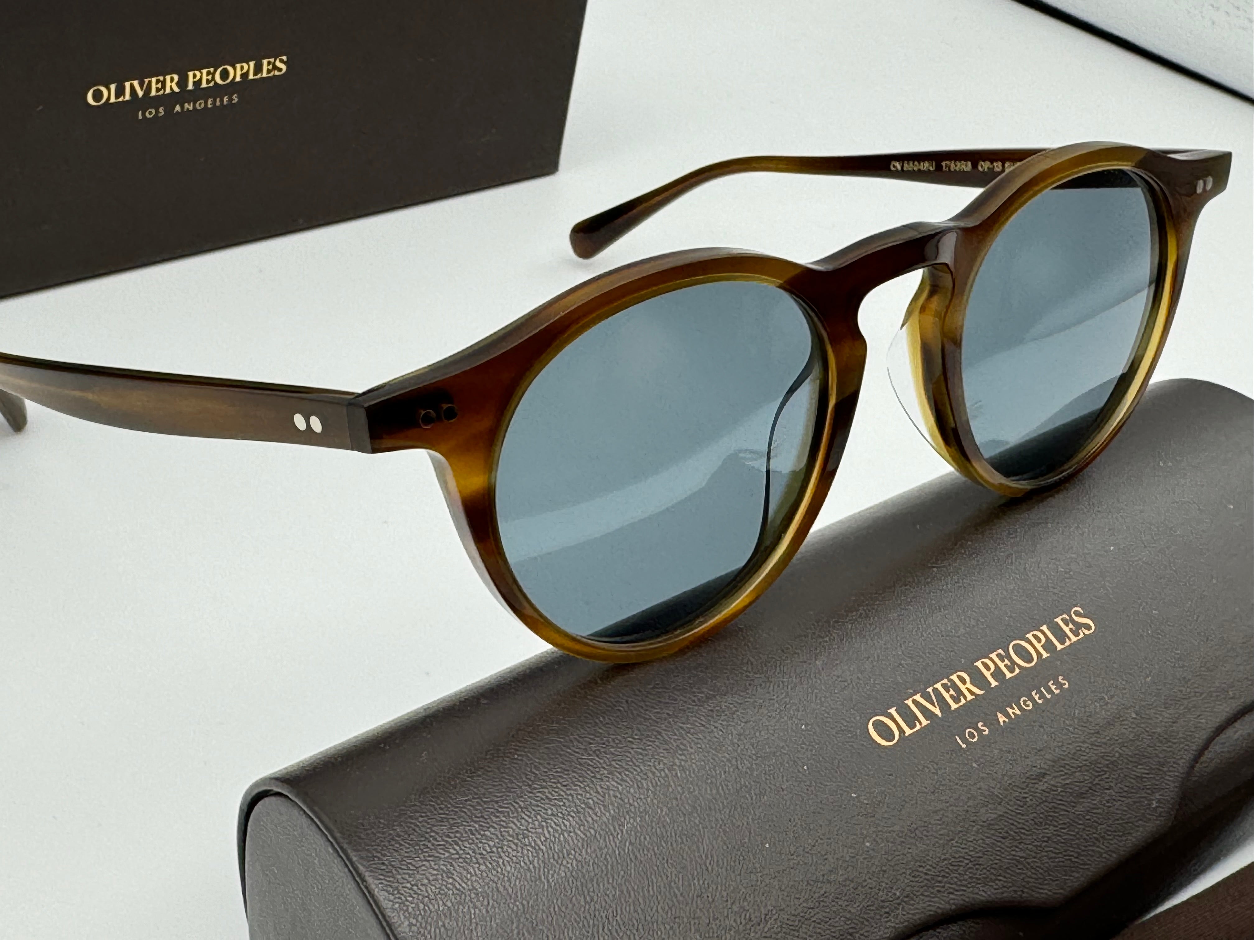 Oliver Peoples OP-13 Sun 47mm Sycamore / Indigo Photochromic