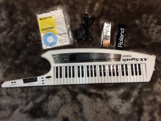 Roland AX-SynthのB級品が1台限定で入荷！！｜島村楽器 名古屋パルコ店