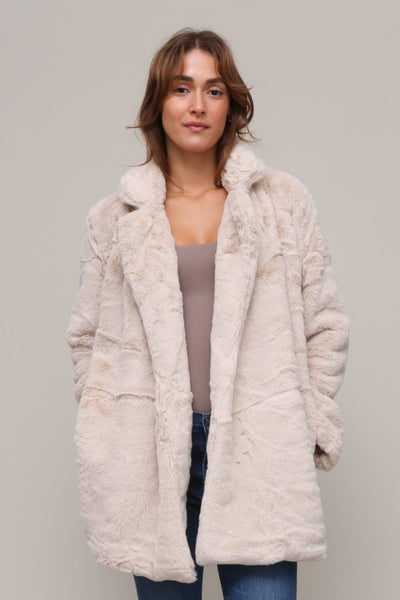 La Muse Faux Fur Coat – Mixology