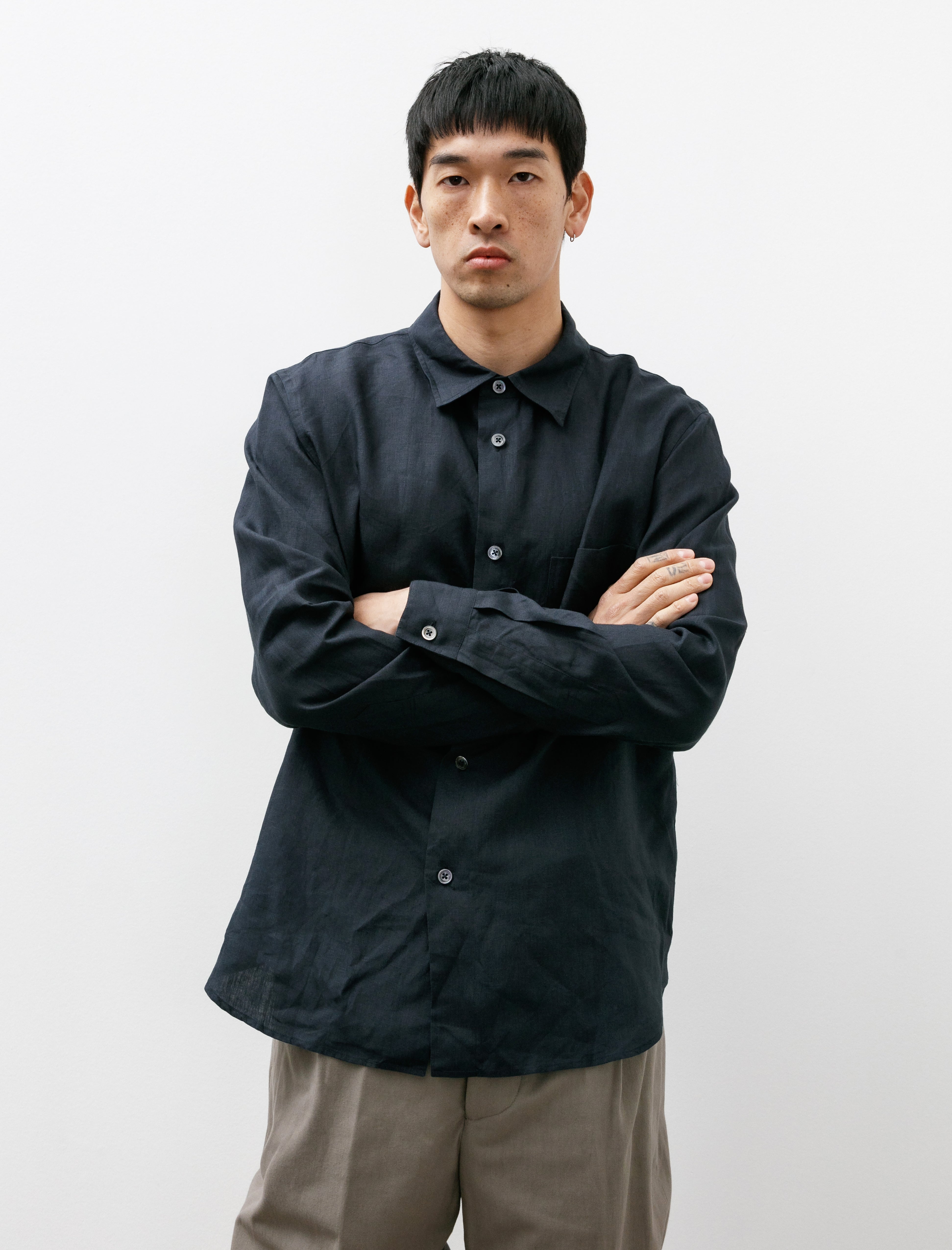 Margaret Howell Basic Shirt Linen Dark Navy – Neighbour