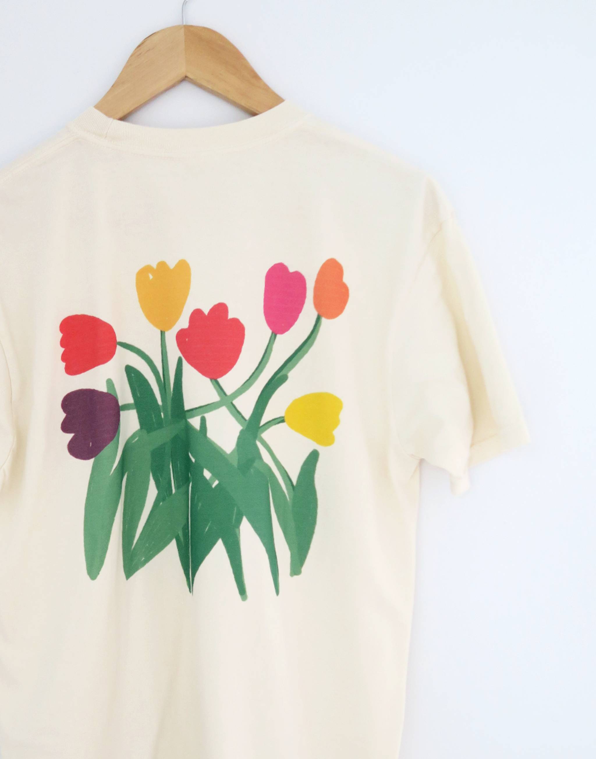 Joseph+Sue Tulips Tee, Vintage Wash T-Shirt