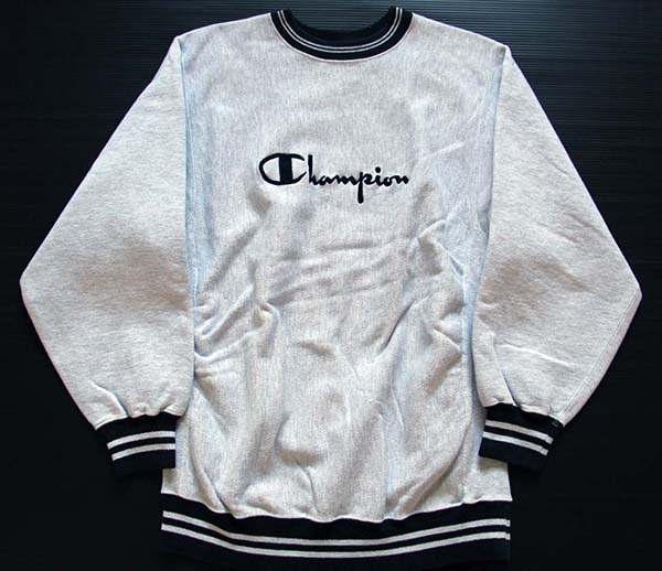 90s USA製 Championチャンピオン スクリプト ビッグロゴ刺繍