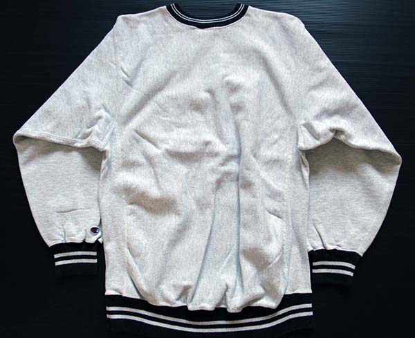 90s USA製 Championチャンピオン スクリプト ビッグロゴ刺繍