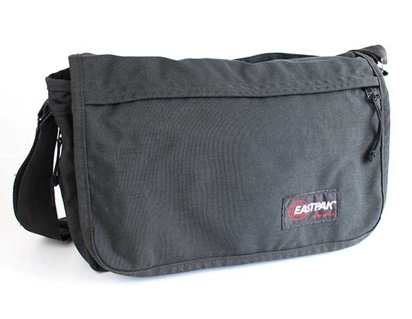 90s USA製 EASTPAKイーストパック ナイロン ショルダーバッグ 黒