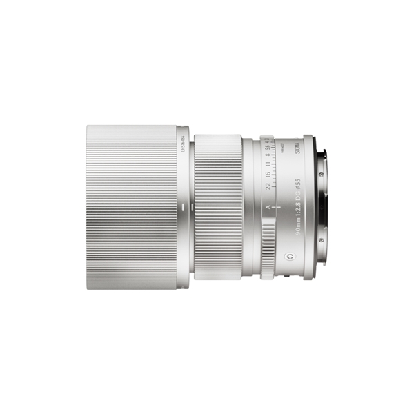 90mm F2.8 DG シルバー | Contemporary / Lマウント用: 交換レンズ