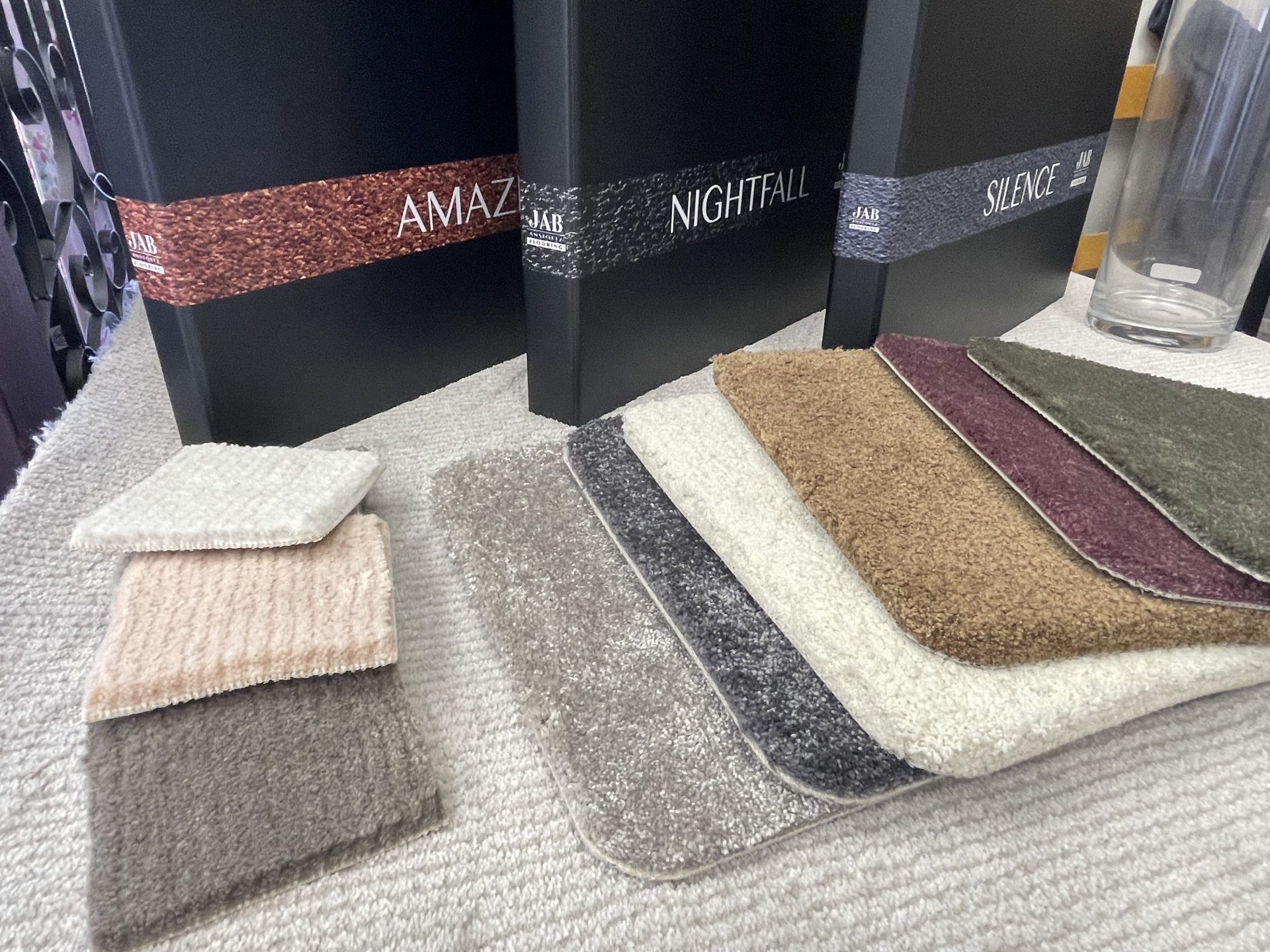 JAB製(ドイツ）カーペットのBOOKカタログ展示 | 愛知県名古屋市の