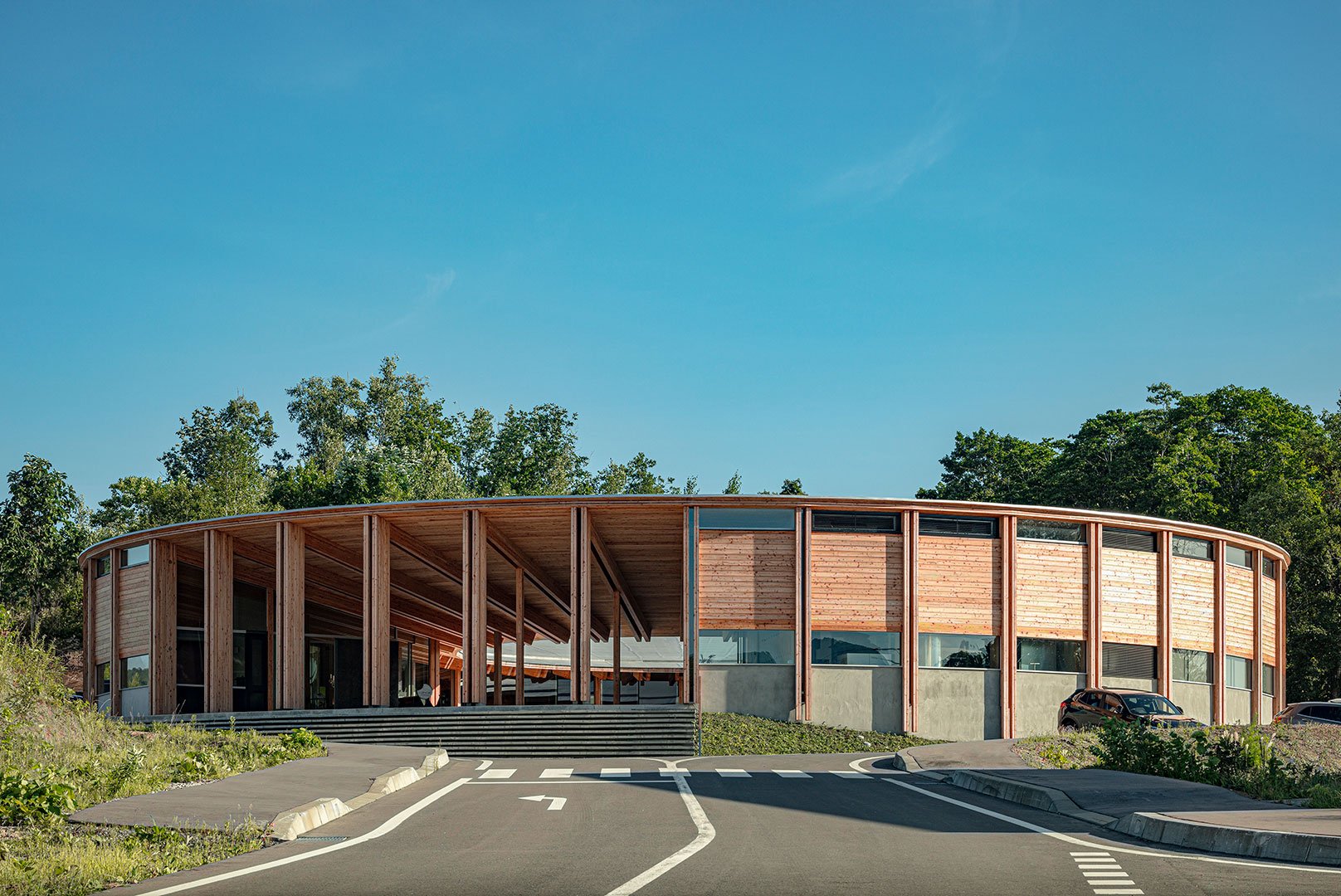 LUPICIAニセコヴィレッジ新本社棟 | NASCA