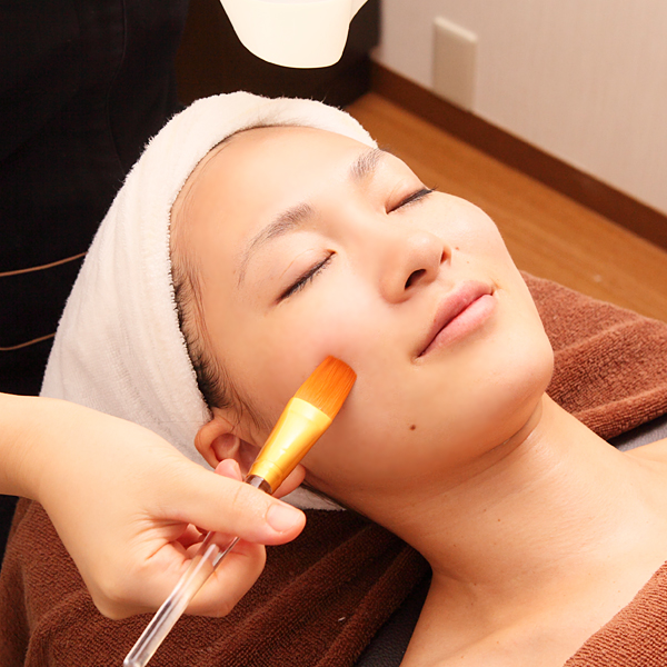 フェイシャルエステ「MT美肌ピール」｜痩身エステ・フェイシャルエステ