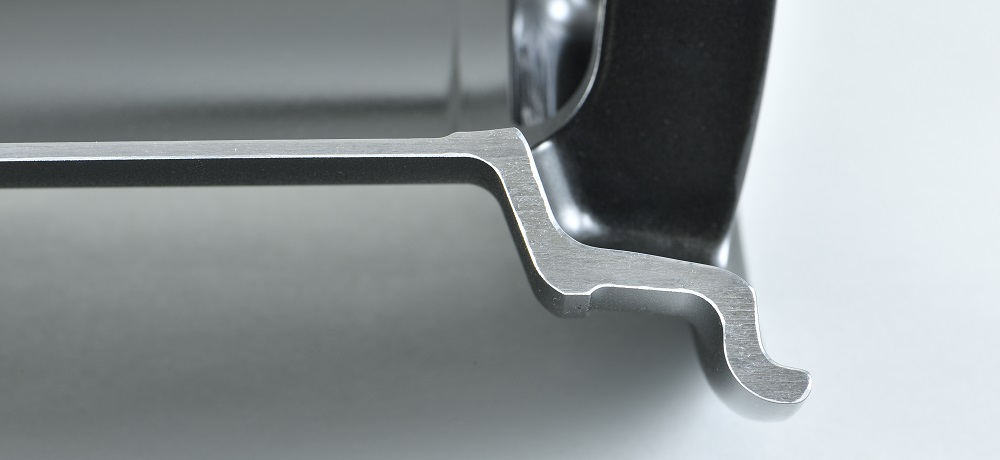 STIパフォーマンスホイール 18インチ 8.0J（マットガンブラック