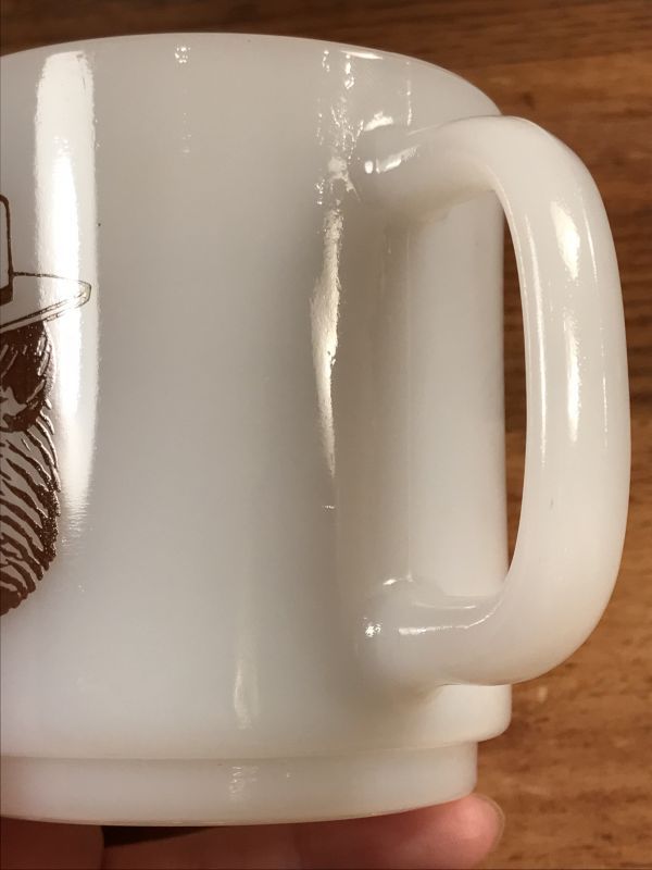 Glasbake “Smokey Bear” Milk Glass Mug スモーキーベア ビンテージ