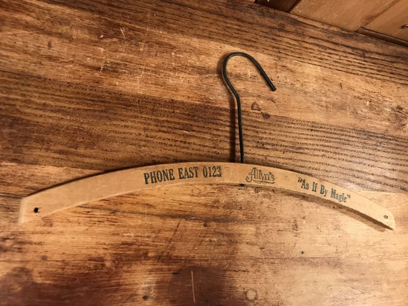Allyn's” Wooden Hanger 企業物 ビンテージ ウッドハンガー
