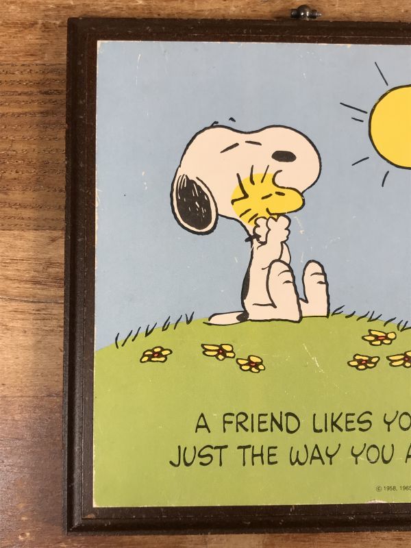 Hallmark Peanuts Snoopy “A Friend” Wall Plaque スヌーピー