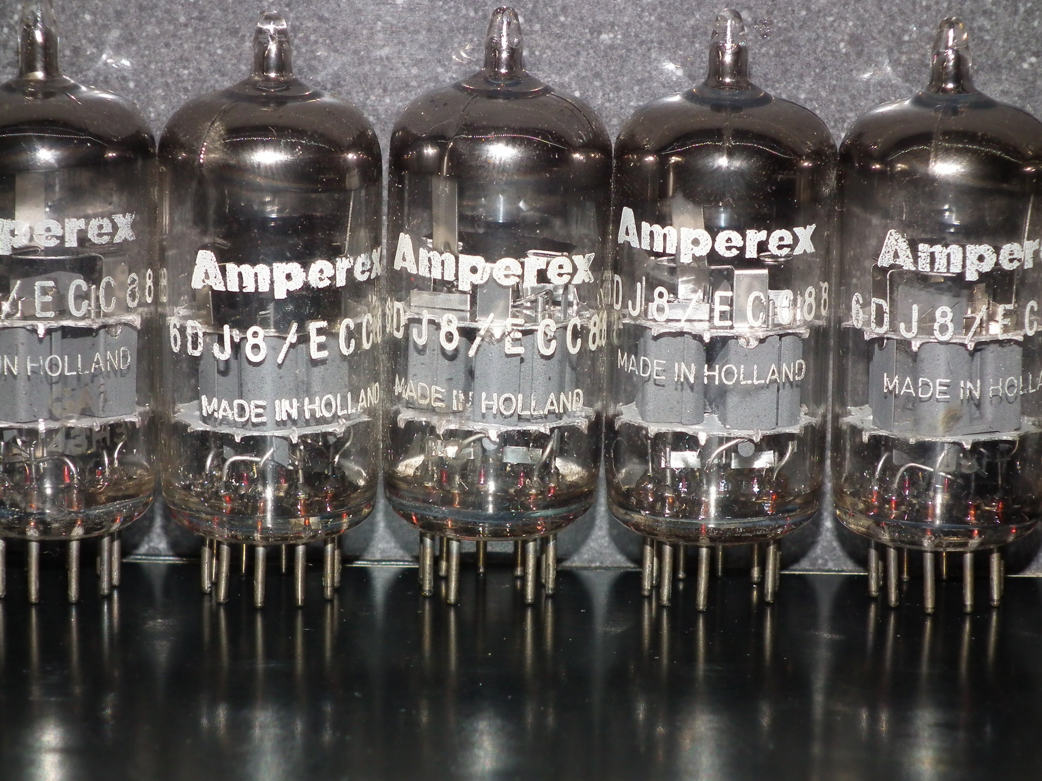 6DJ8 ECC88 Amperex Holland Matched Pair Tested NOS Dual Stage