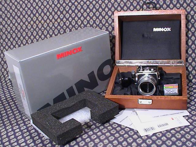 Minox Hasselblad SWC - Minox 8x11 Classic Collection
