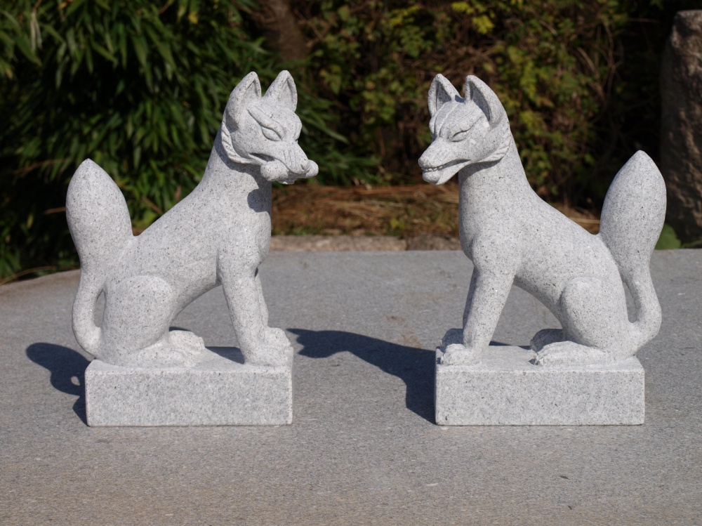 愛知県岡崎市の日本庭園石灯篭・水鉢蹲（つくばい）・石製品の製造販売