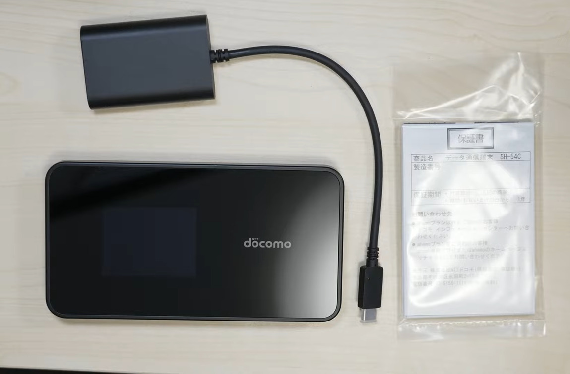 10万円のモバイルWi-Fiルーターは買い？「Wi-Fi STATION SH-54C」を