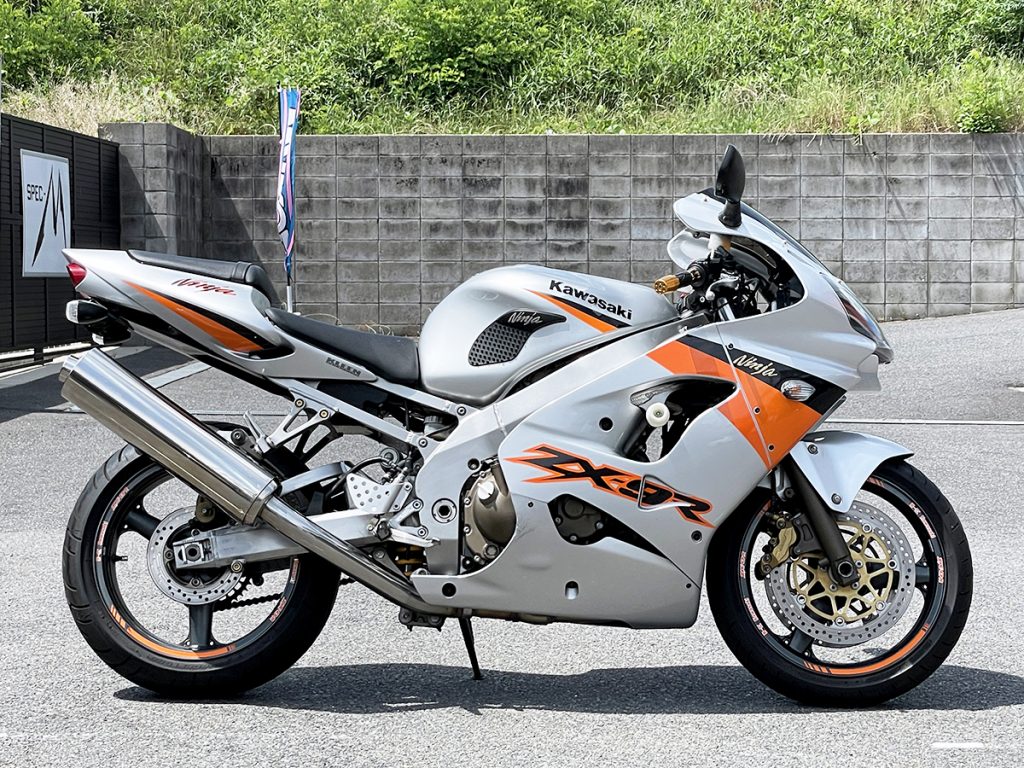 中古バイク KAWASAKI Ninja ZX-9R｜ZX900F – 京都のバイクショップSPEC