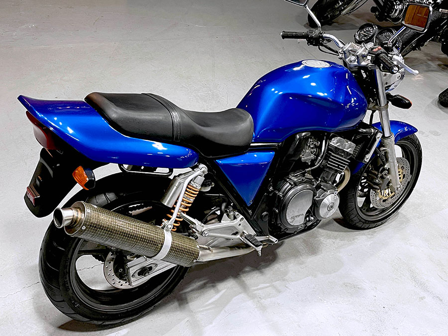 HONDA CB400 SUPER FOUR NC31 – 京都のバイクショップSPEC-M（スペック
