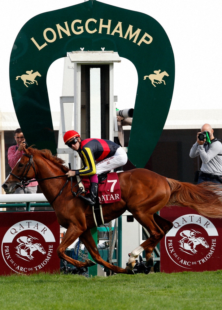 前哨戦快勝から凱旋門賞2着のオルフェーヴル 今年のドウデュースは