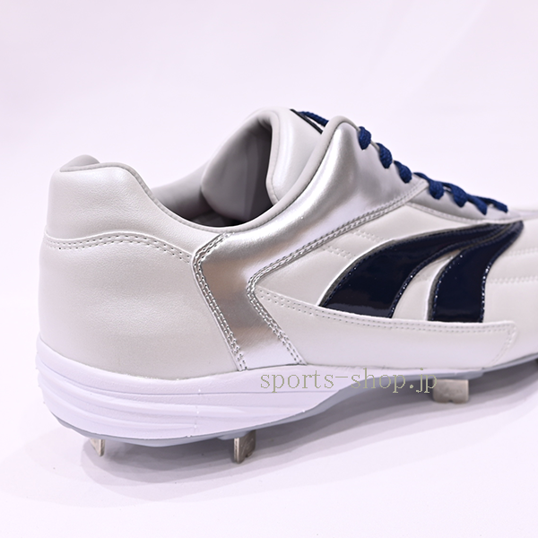 久保田スラッガー スパイク RS09-NV ホワイト×ネイビー D-009NV