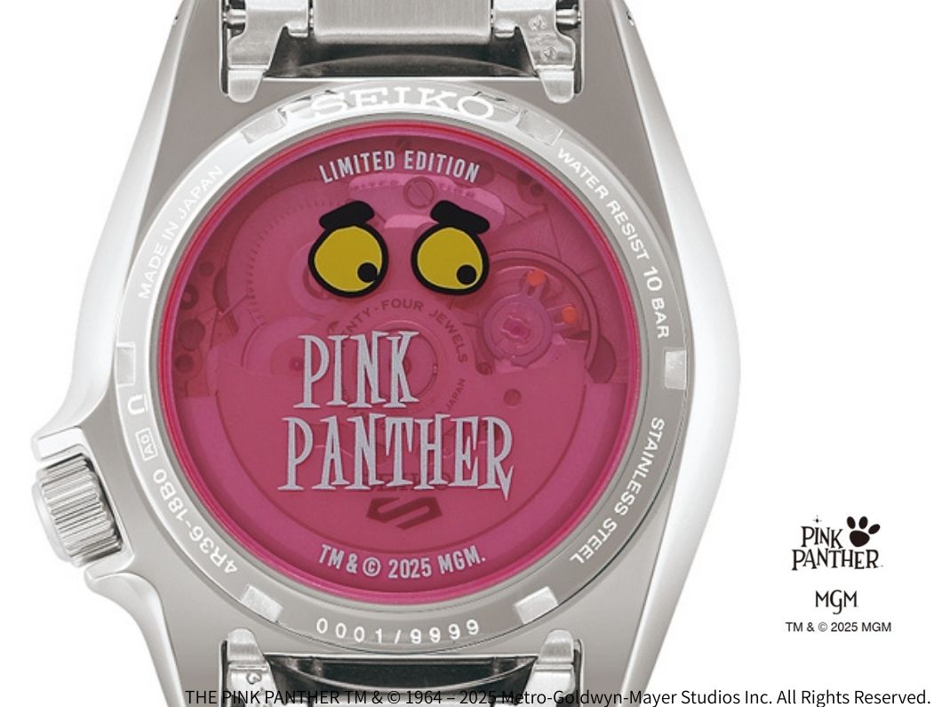 文字盤と裏ブタのピンクカラーがおしゃれ【ピンクパンサー×国産時計