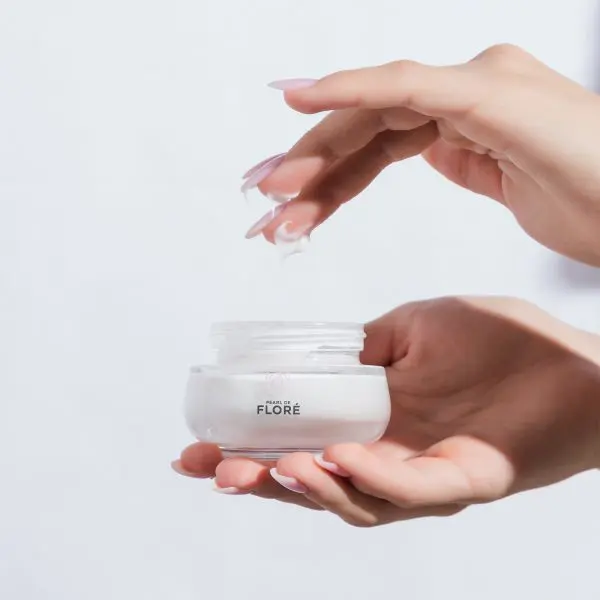 Le Rose Night Hydration Therapy - Pearl De Flore