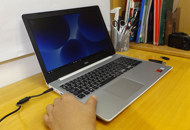DELL Inspiron 15 5000（5570）レビュー 第8世代Core（Uシリーズ）搭載