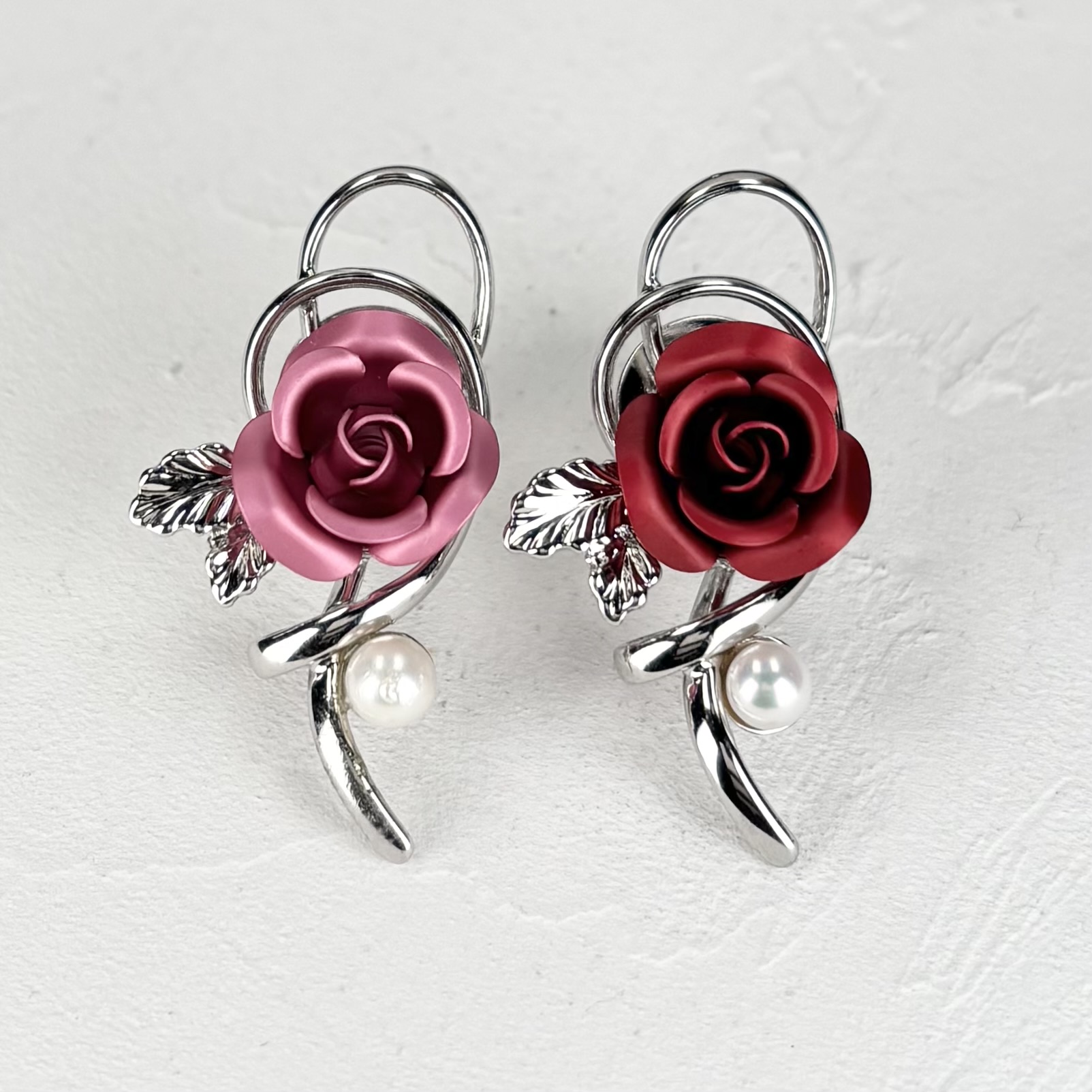 アコヤ本真珠 ピンブローチ 4-4.5mm ホワイト ラウンド 薔薇 モチーフ