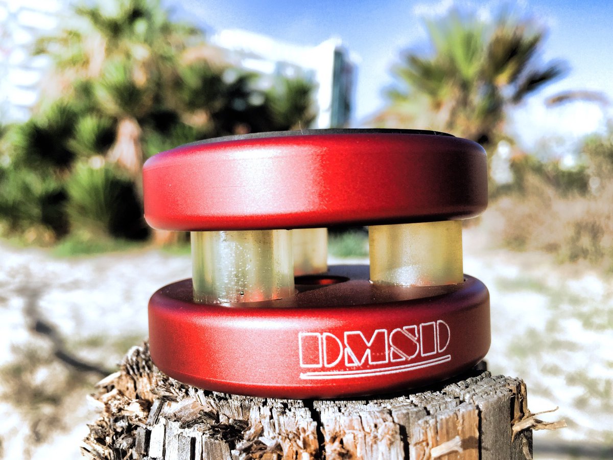 DMDS、航空機グレード金属採用のターンテーブル用インシュレーター