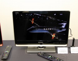 シャープ、USB-HDD録画対応の“LED AQUOS”DZ3ラインを発売 - PHILE WEB