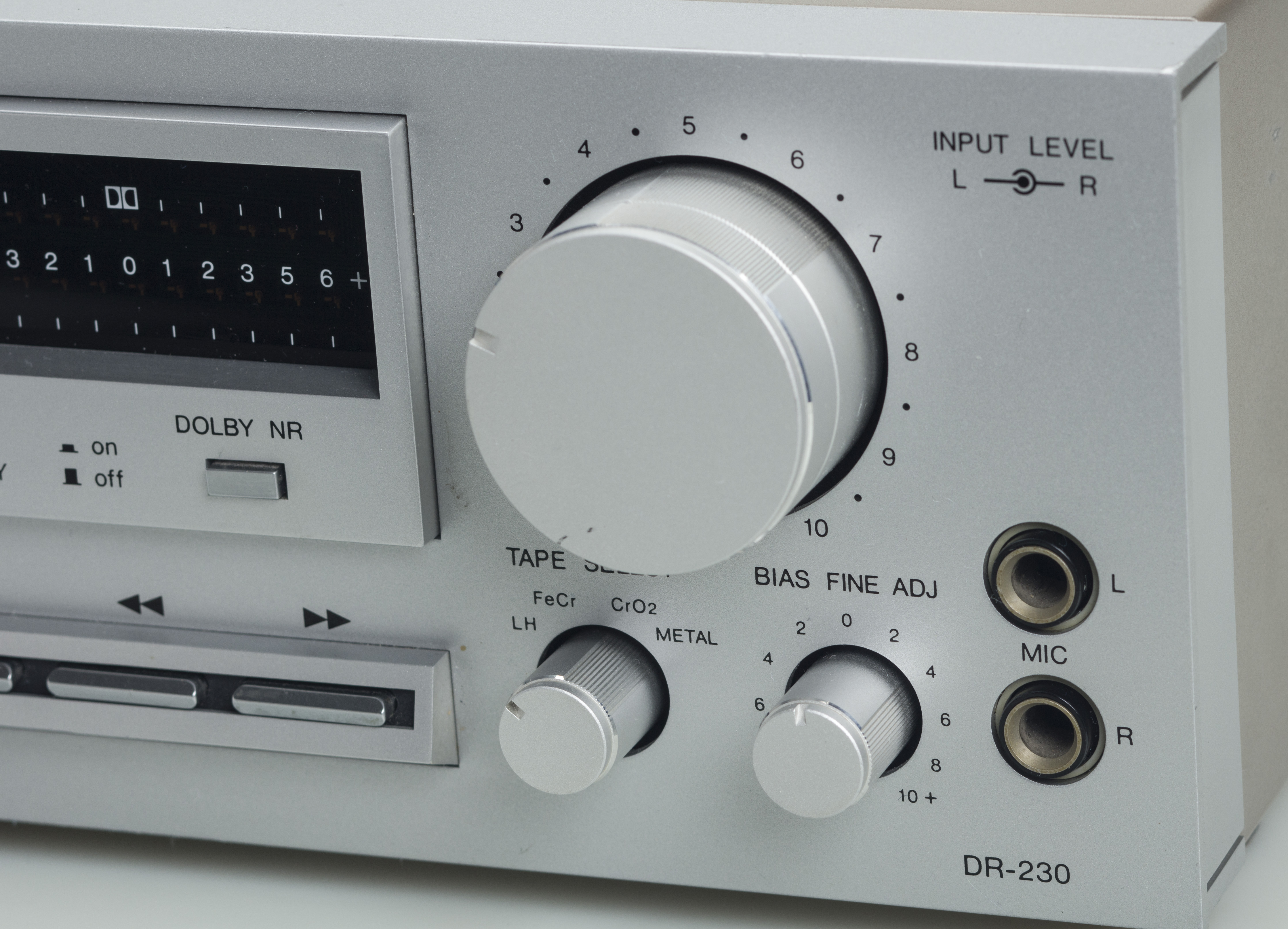 Denon - DR-230 Tape Player