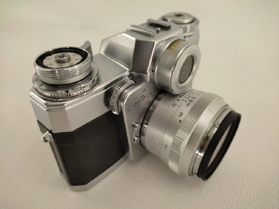 フィルムカメラ ZEISS IKON Contarex I をお買取入荷しました。｜2022