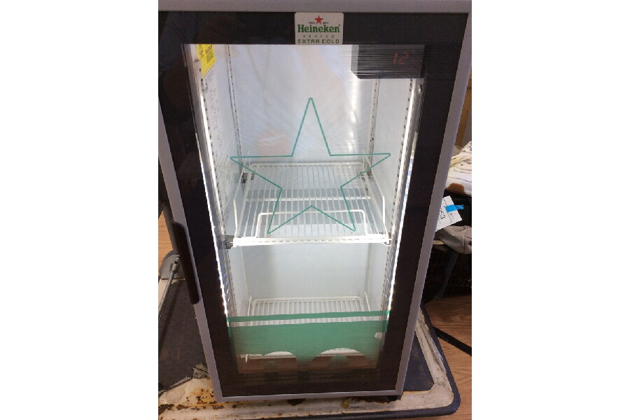 人気のハイネケン冷蔵ショーケース販売中です(^_^)v｜2022年10月26日