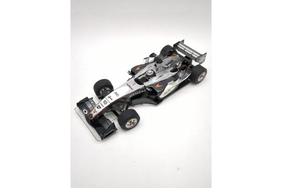 京商 MINI-Z マクラーレン MP4-20 サイズ1/24入荷しました♪｜2024年09