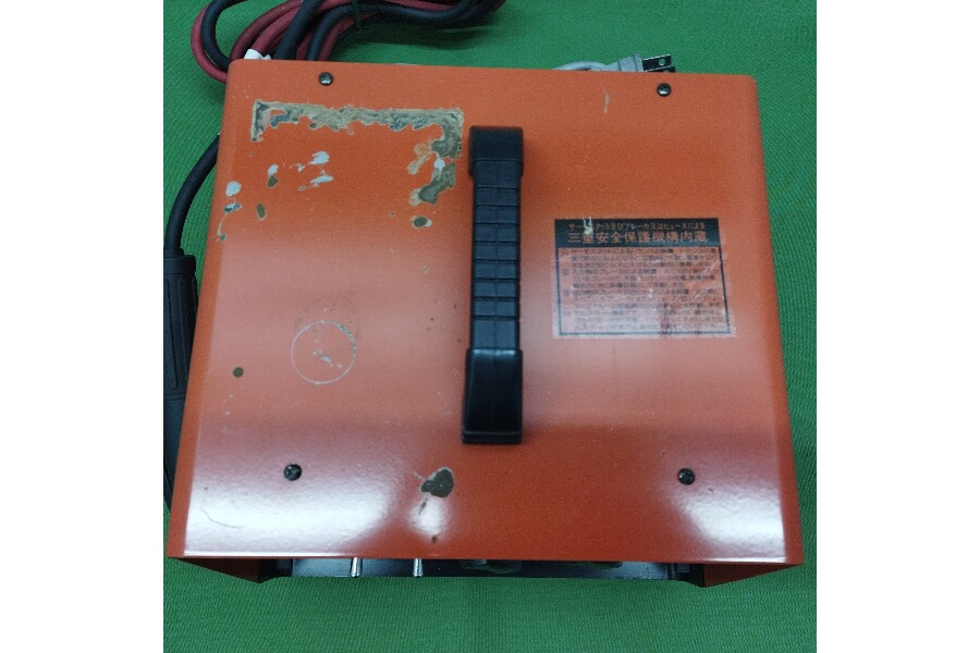 セルスター CC-2200DX バッテリー充電器買い取りました。｜2023年05月