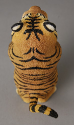 干支指人形 寅/朝隈 俊男