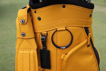 好評発売中 キャディバッグ & ヘッドカバー｜PRGR