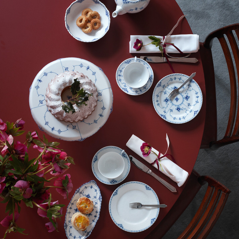 ブルーフルーテッド ハーフレース プレート 19cm|ロイヤル