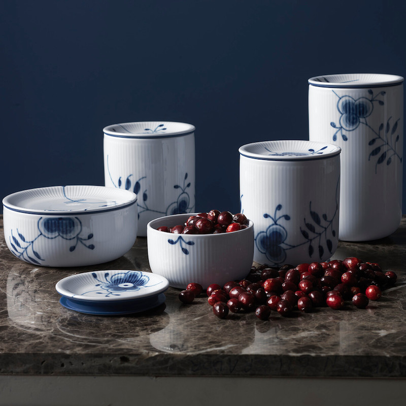 ブルーフルーテッド メガ コンテナー M|ロイヤル コペンハーゲン 公式