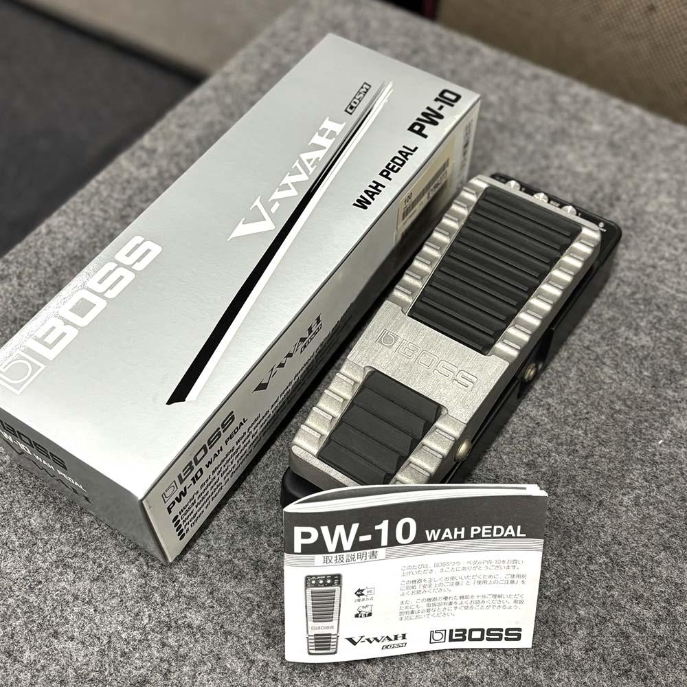 BOSS PW-10 ワウペダル ユニバイブ UniVIBES: The Boss PW-10 V-Wah pedal on guitar and keyboard - YouTube